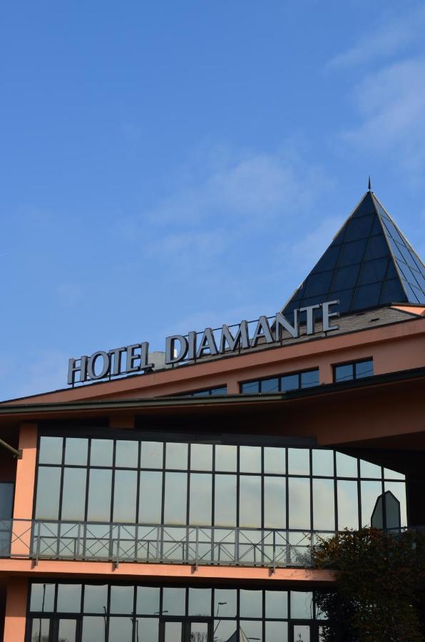 Hotel Diamante Corbetta Bagian luar foto