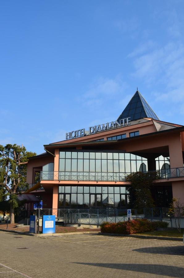 Hotel Diamante Corbetta Bagian luar foto