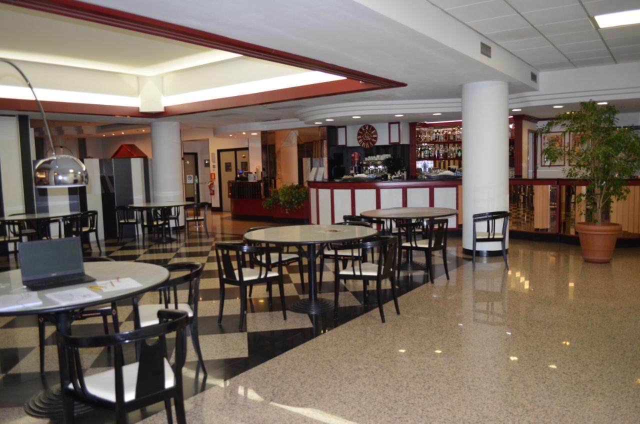 Hotel Diamante Corbetta Bagian luar foto