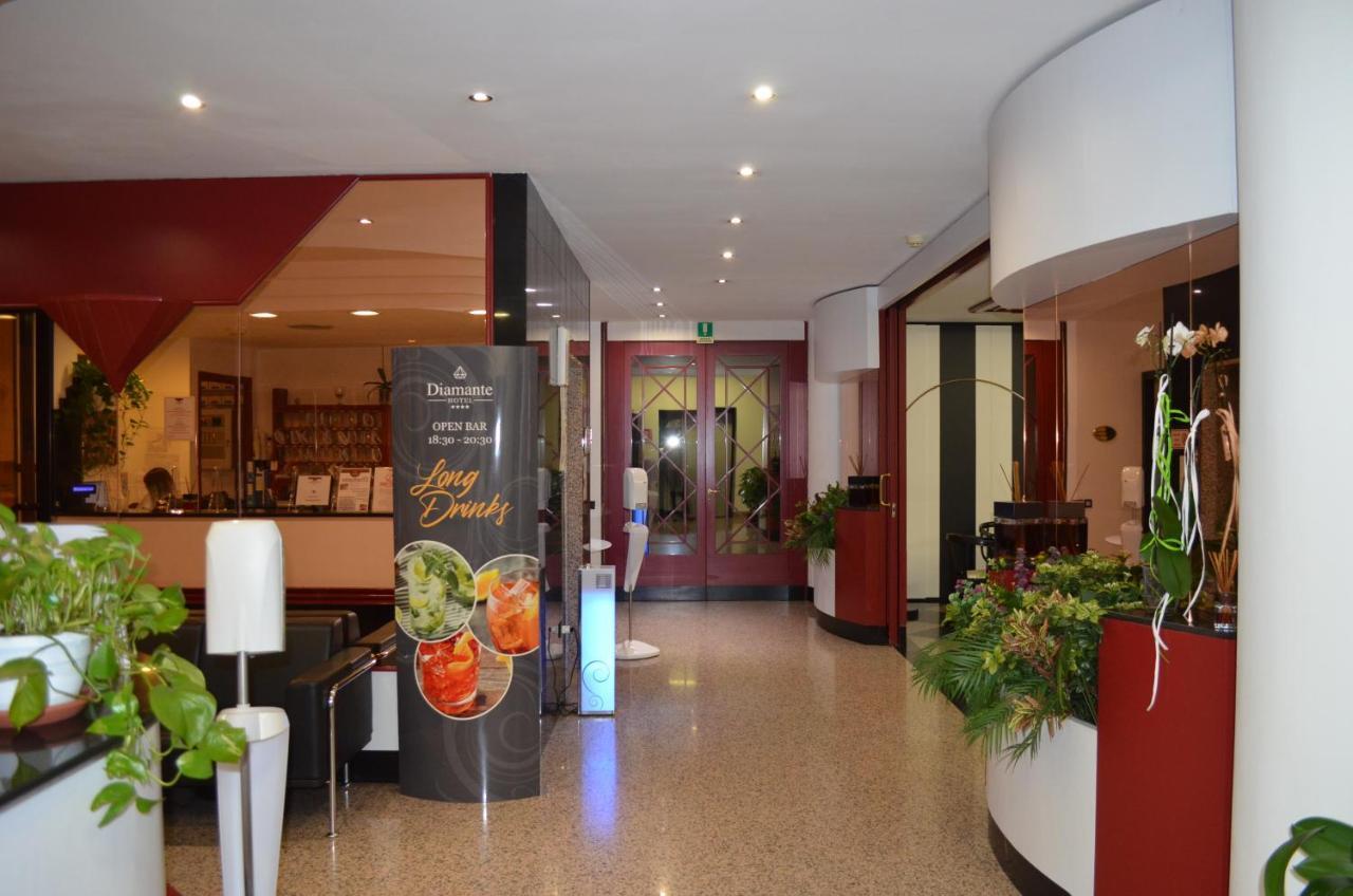 Hotel Diamante Corbetta Bagian luar foto