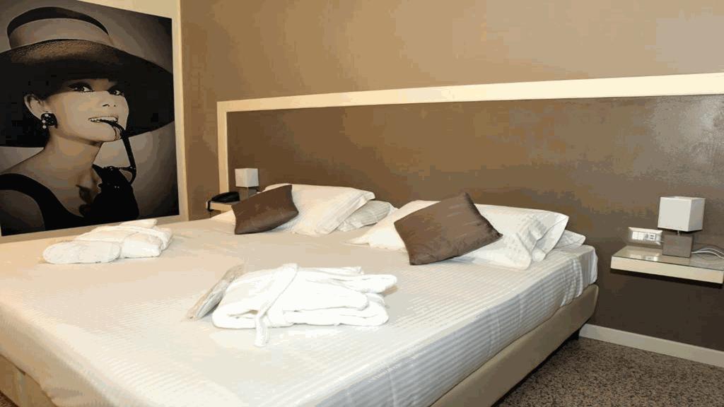 Hotel Diamante Corbetta Bagian luar foto