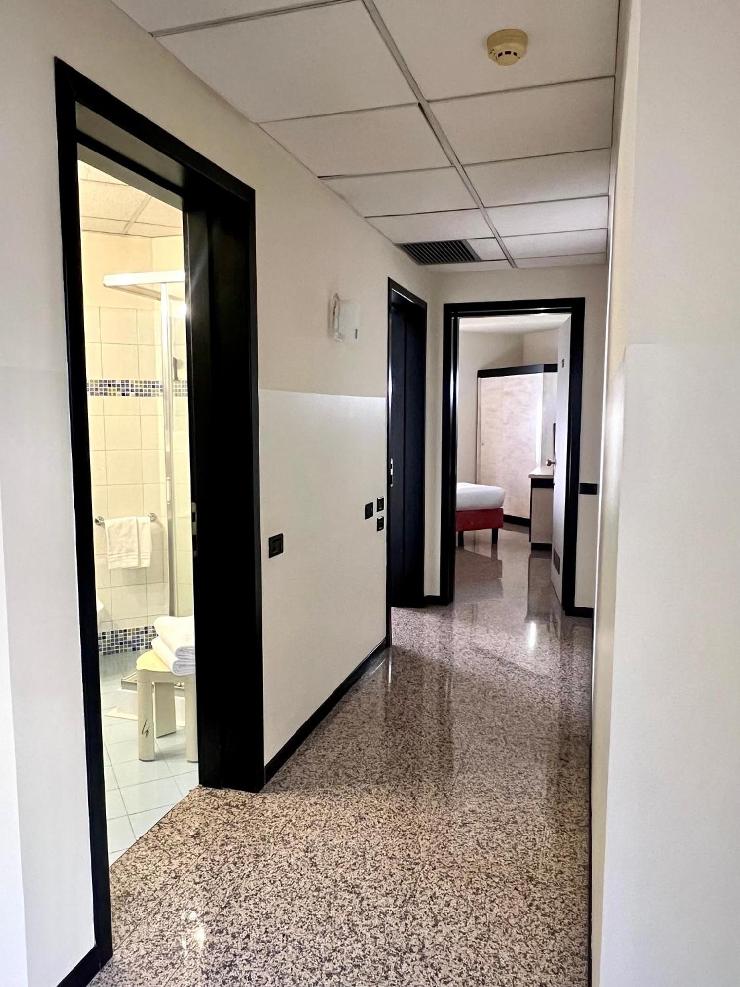 Hotel Diamante Corbetta Bagian luar foto