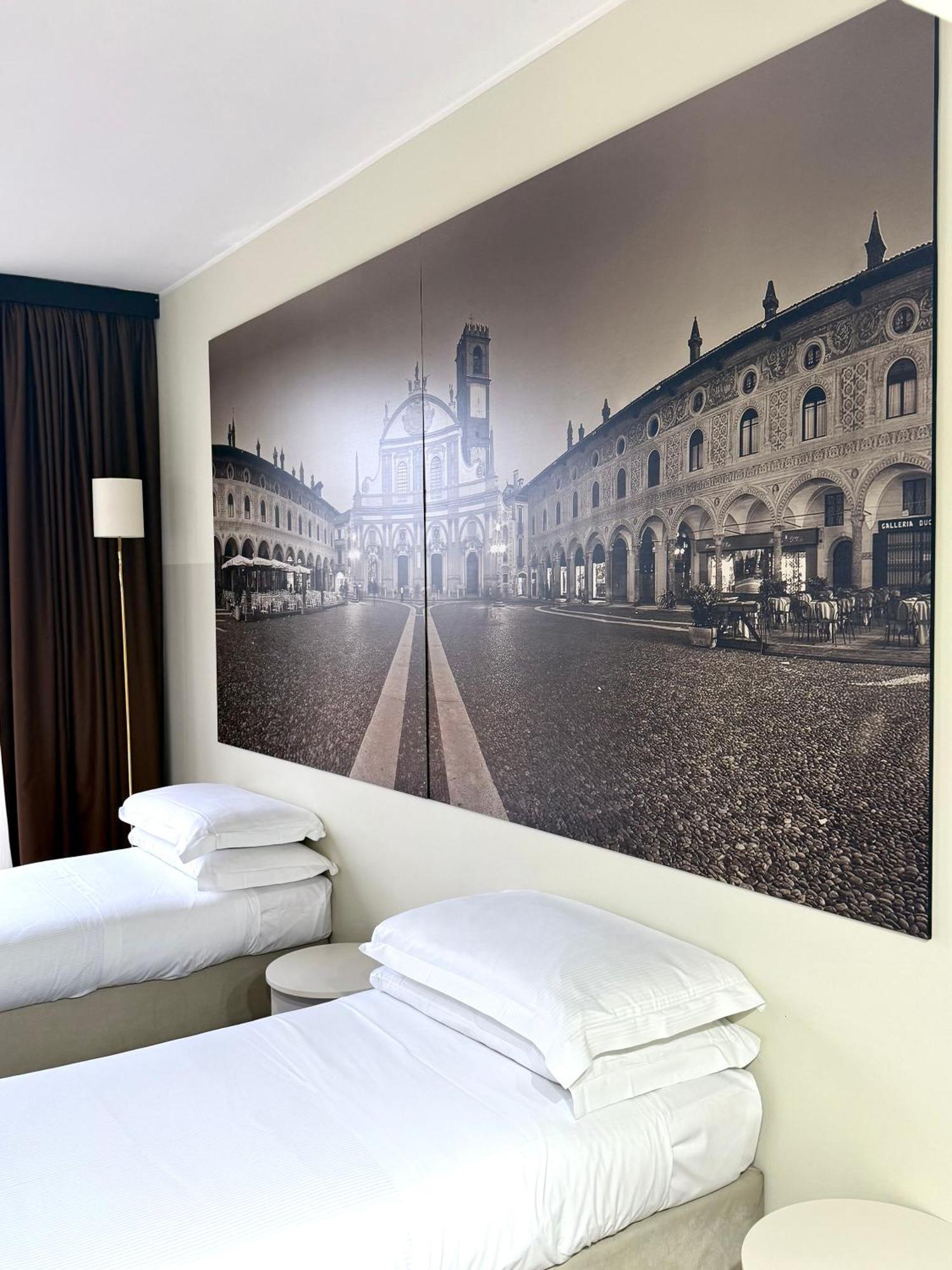 Hotel Diamante Corbetta Bagian luar foto
