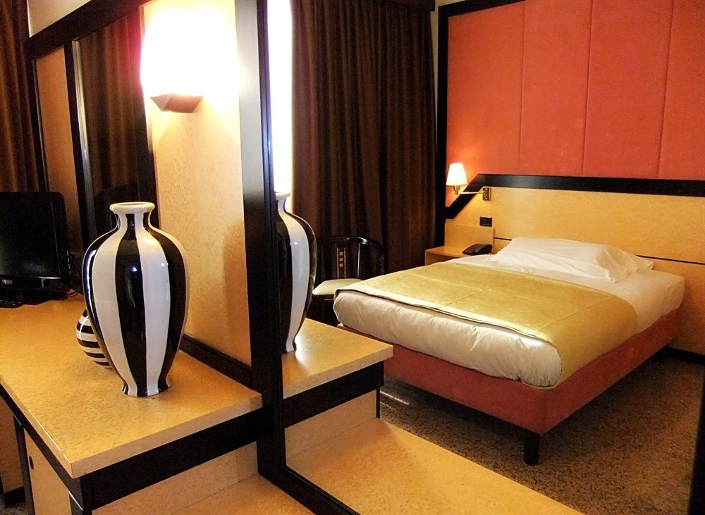 Hotel Diamante Corbetta Bagian luar foto