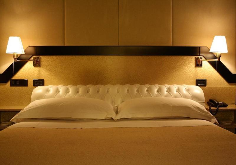 Hotel Diamante Corbetta Bagian luar foto